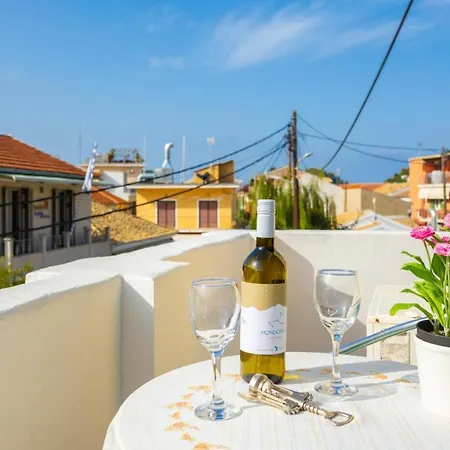 Niki Ena Διαμέρισμα *